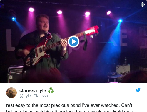 Tweet by @clarissa lyle ♻️